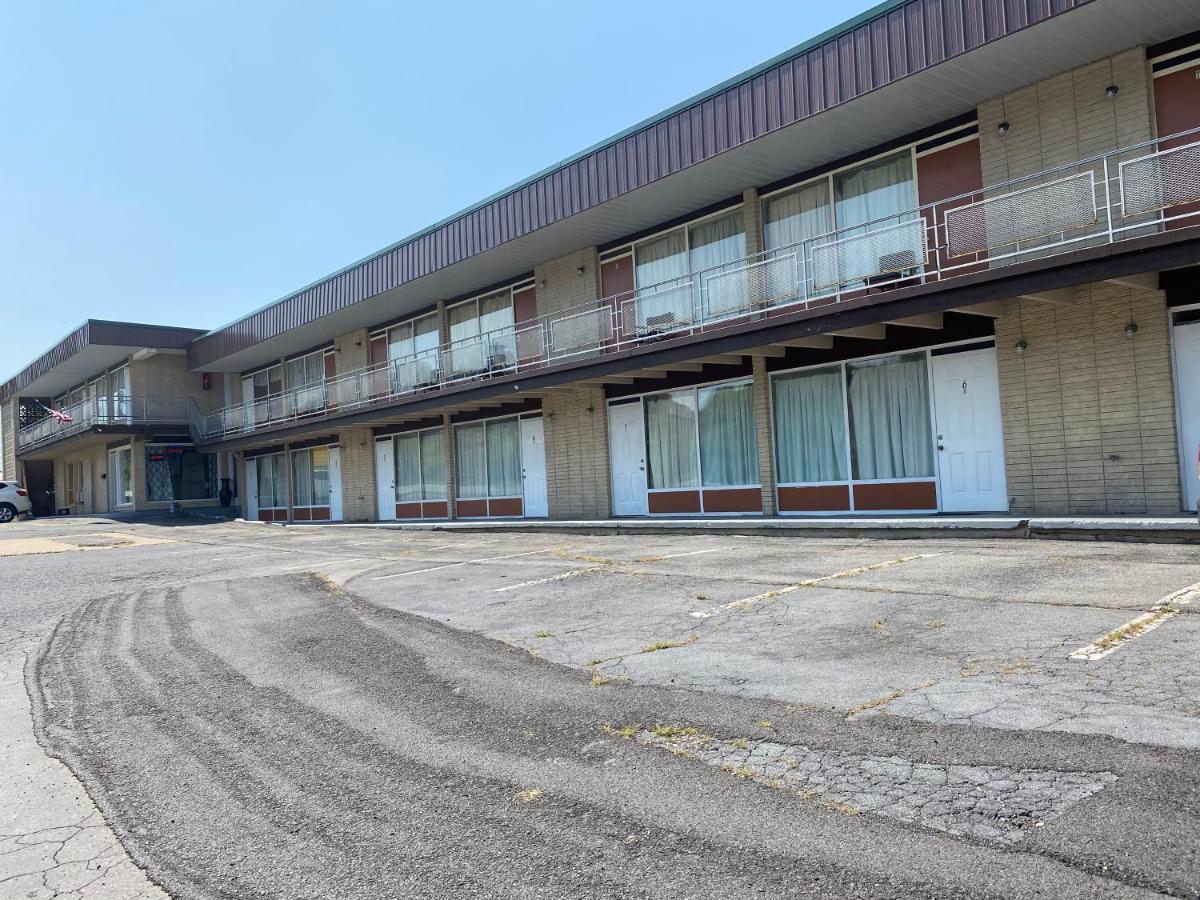 Sonrise Inn Breezewood Exterior foto